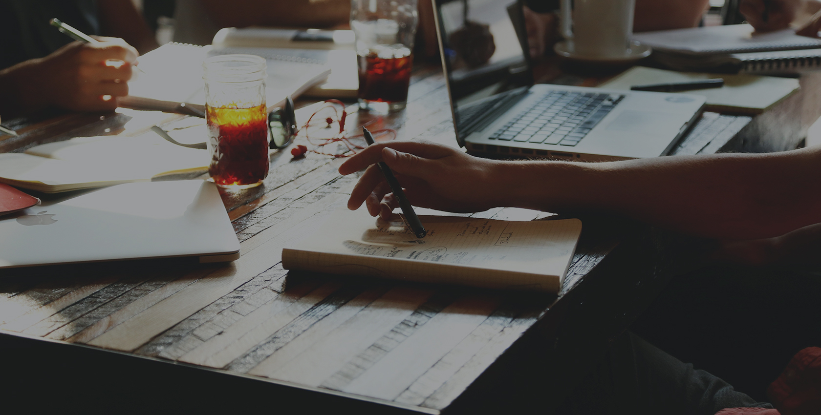 金鄉縣華馳工程機械有限公司